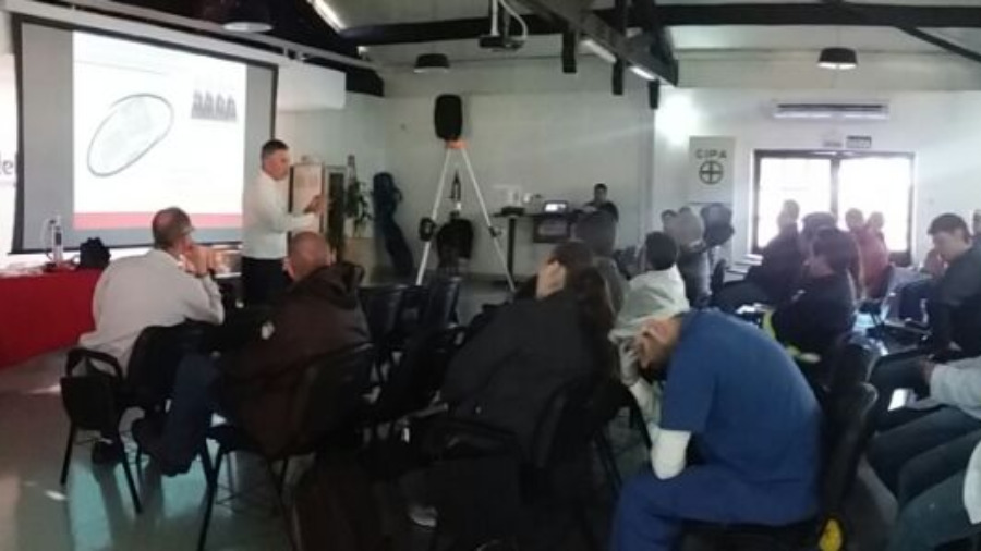 LEAL Realiza Workshop de NR33 na Mondelez