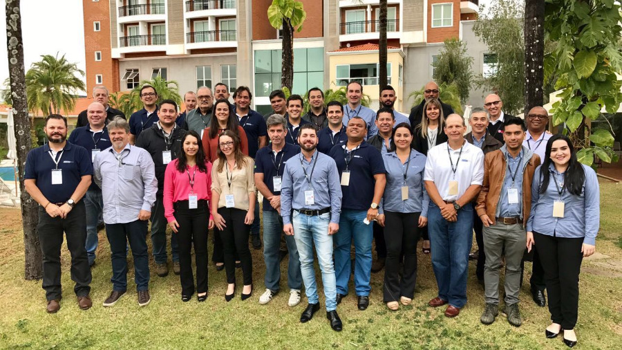 LEAL Realiza Treinamento de Vendedores Externos
