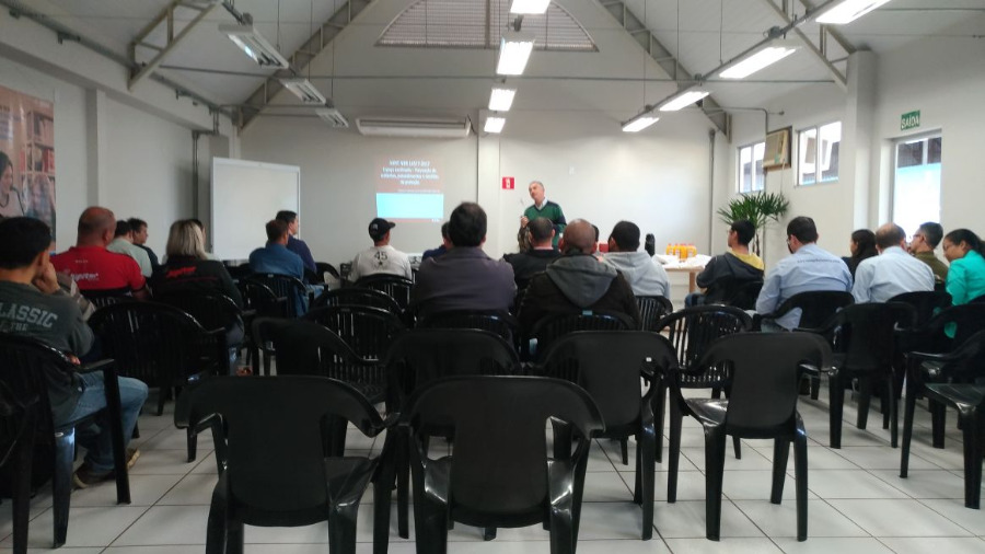 LEAL Palestra em Workshop Promovido pelo SENAI em Cianorte
