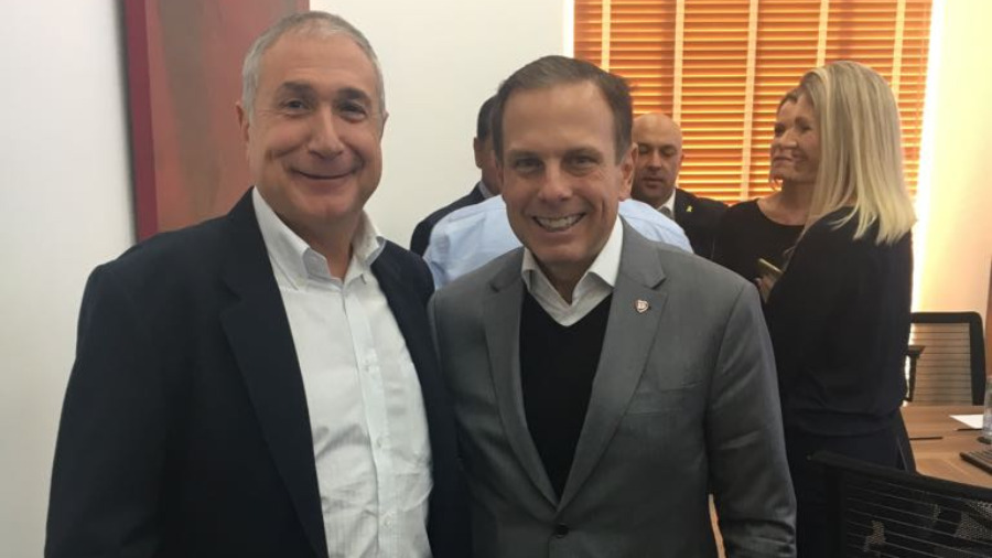 LEAL Firma Parceria com Prefeitura de So Paulo