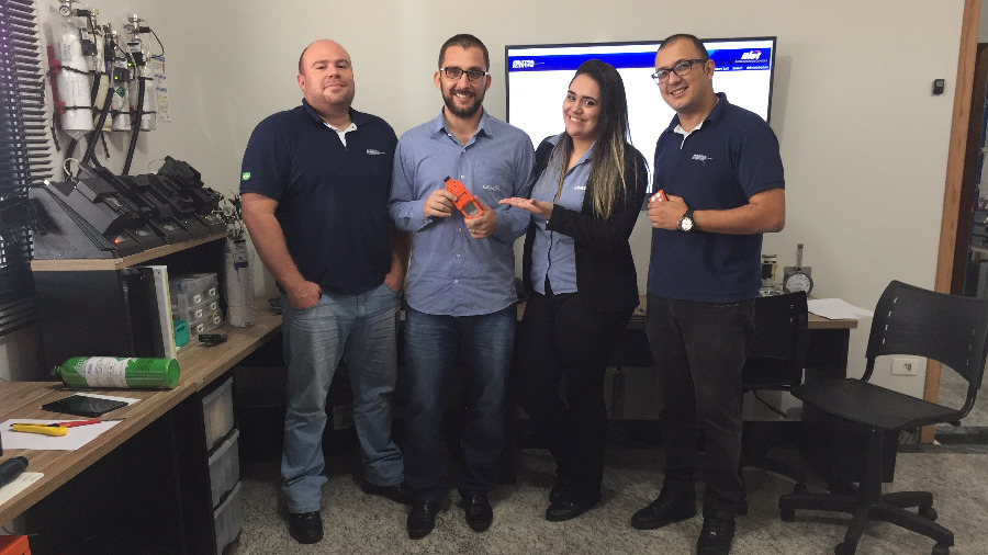 Tcnicos da LEAL Recebem Treinamento na Industrial Scientific
