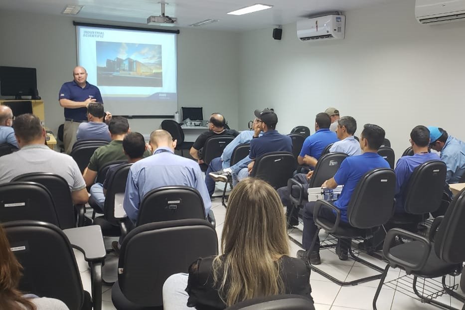 LEAL realiza entrega tcnica em empresa de saneamento