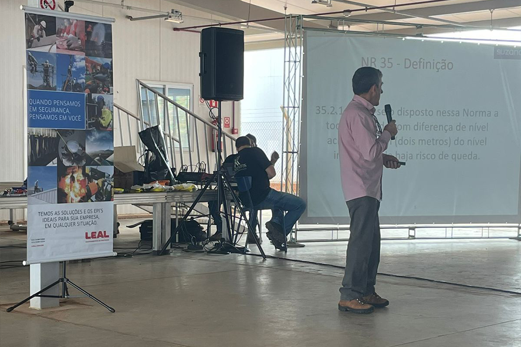 Leal participa de SIPAT em MS