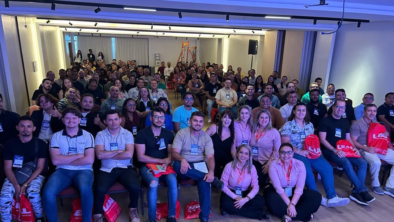 Leal realiza workshop com Paula Scadino em CE