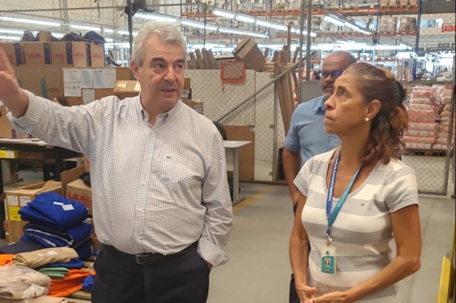 Leal recebe Companhia de gua e saneamento CASAN