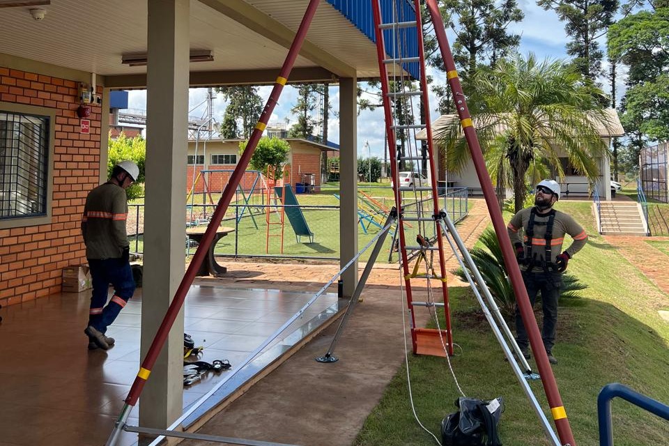 Leal realiza demonstrao tcnica em Campo Mouro-PR