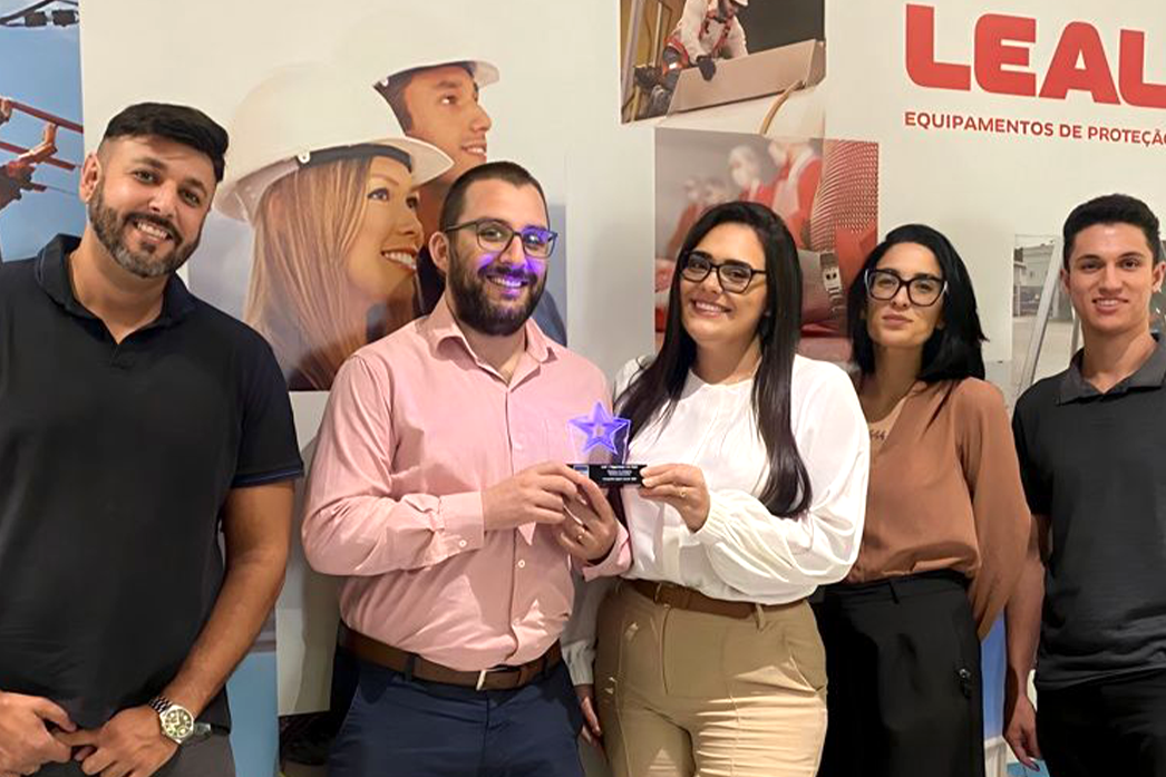Leal recebe Digital Awards