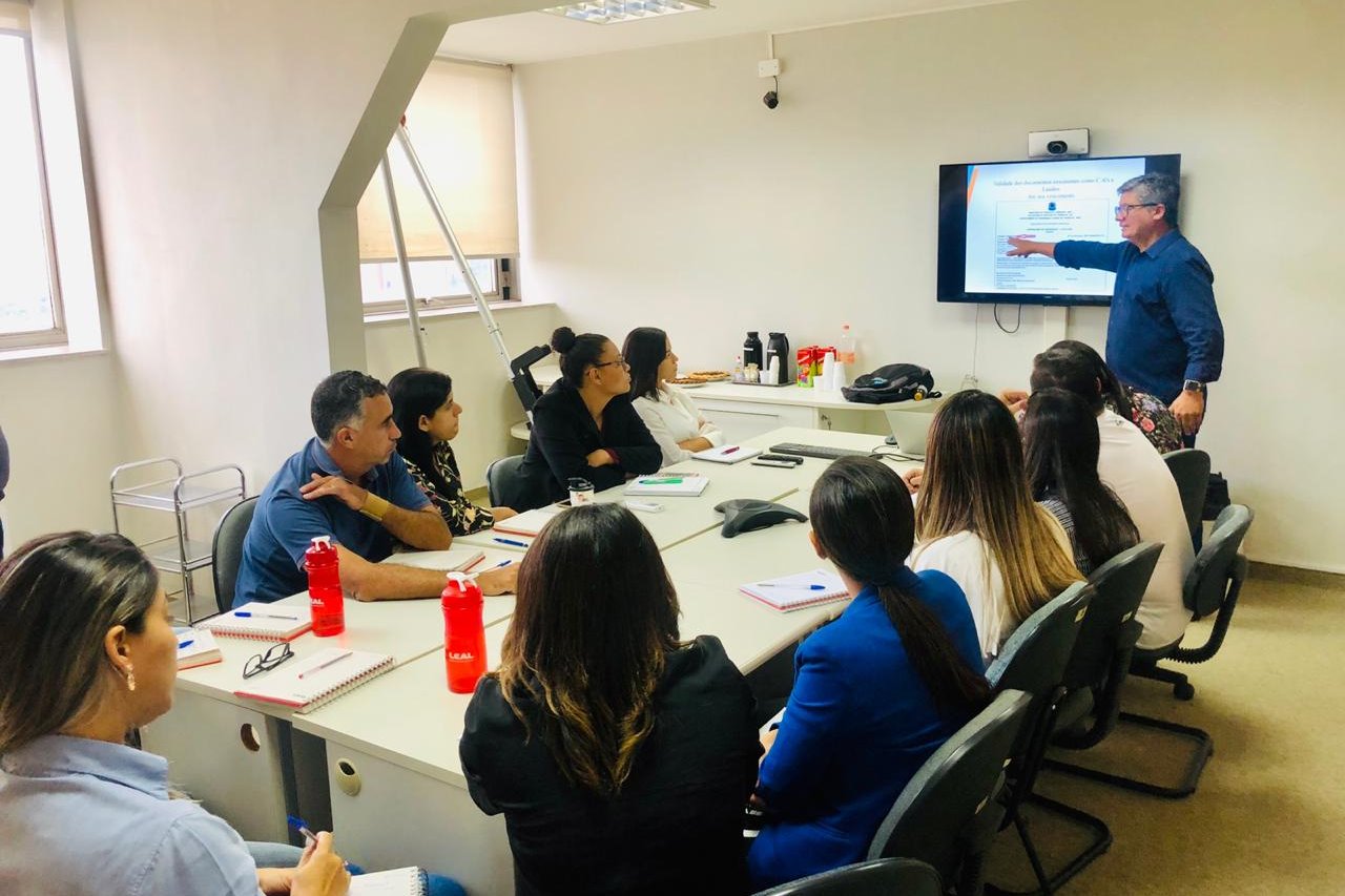 LEAL Recebe Treinamento Interno da Marluvas e IBR